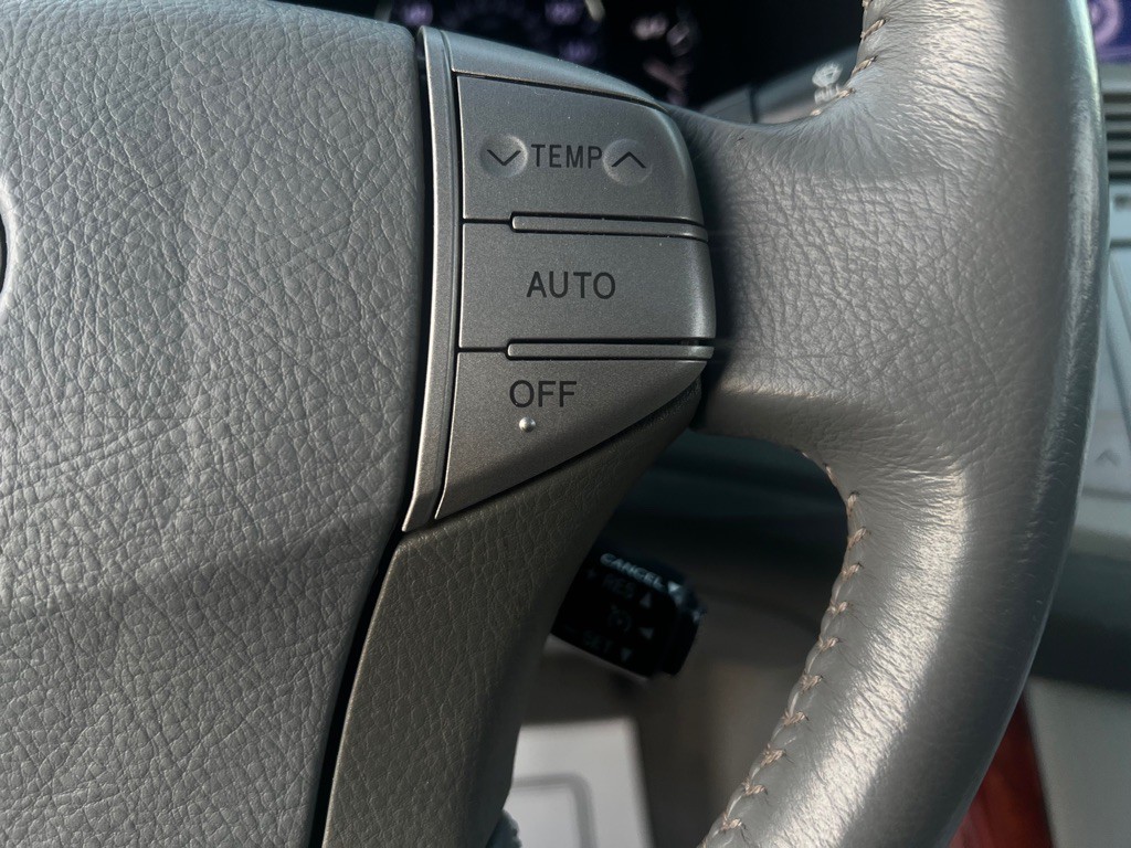 2006 Toyota Avalon Image 23