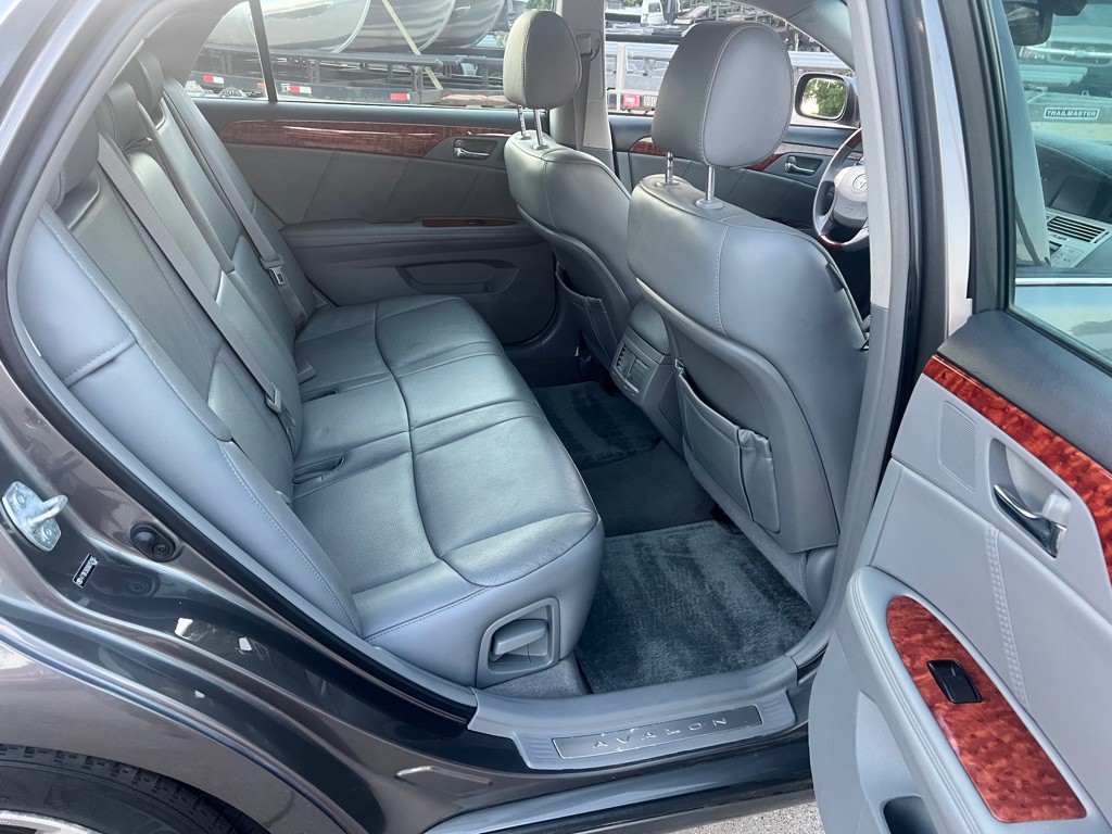 2006 Toyota Avalon Image 33