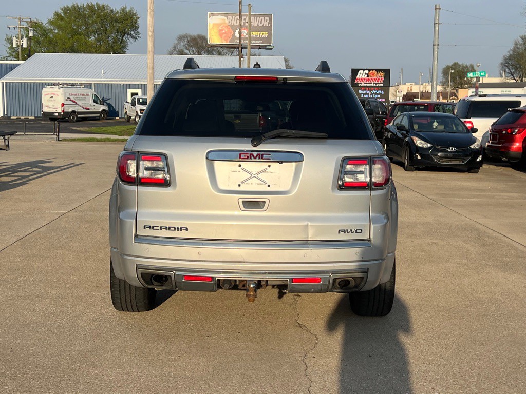 2013 GMC Acadia Image 11