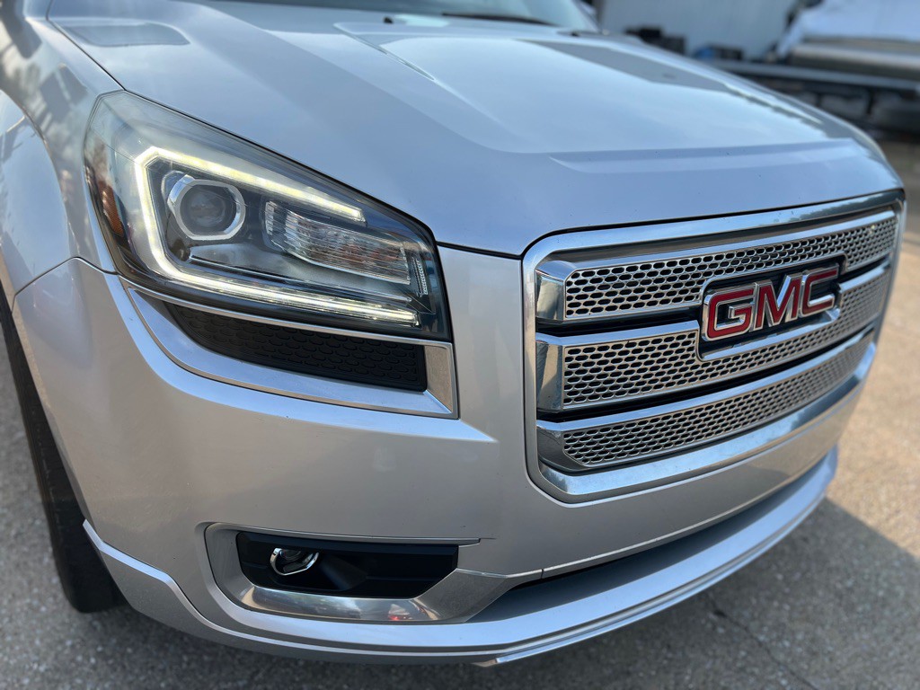 2013 GMC Acadia Image 19