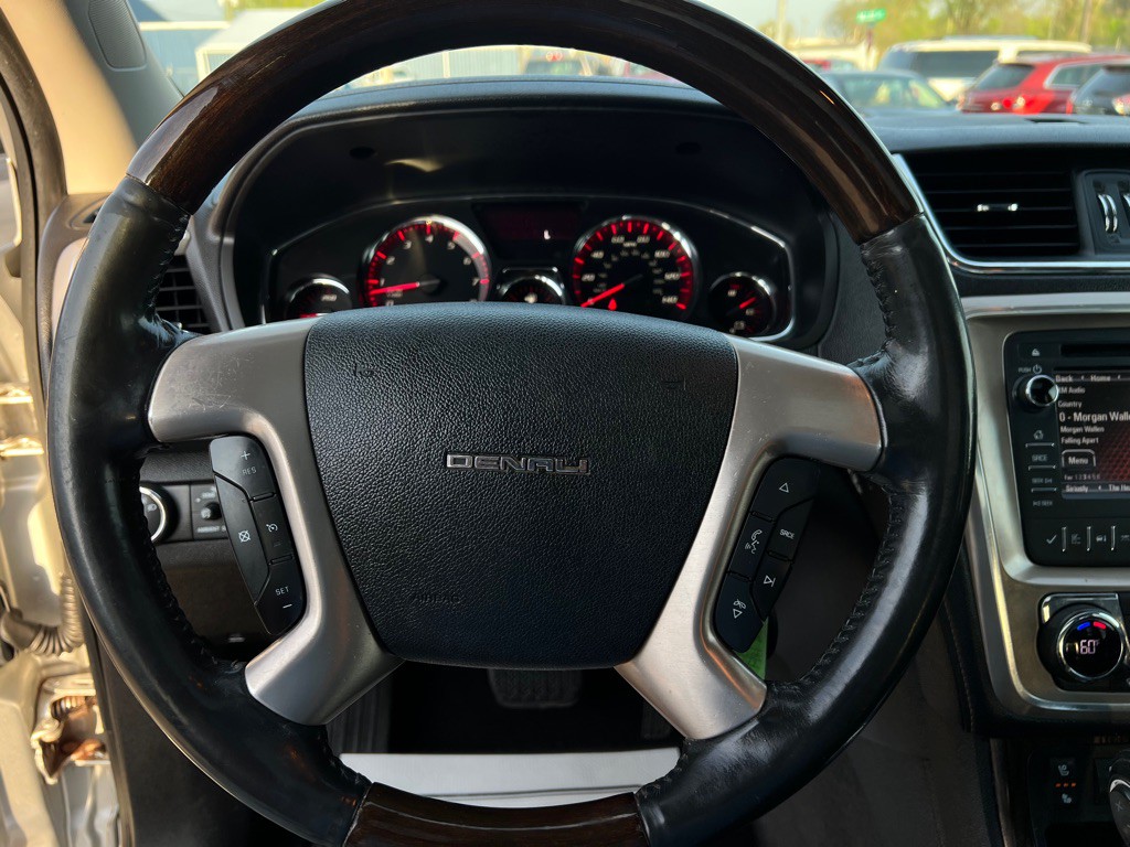 2013 GMC Acadia Image 25