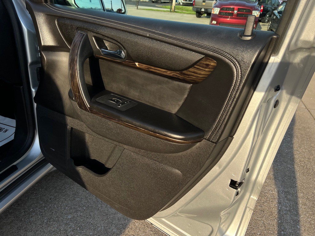 2013 GMC Acadia Image 43