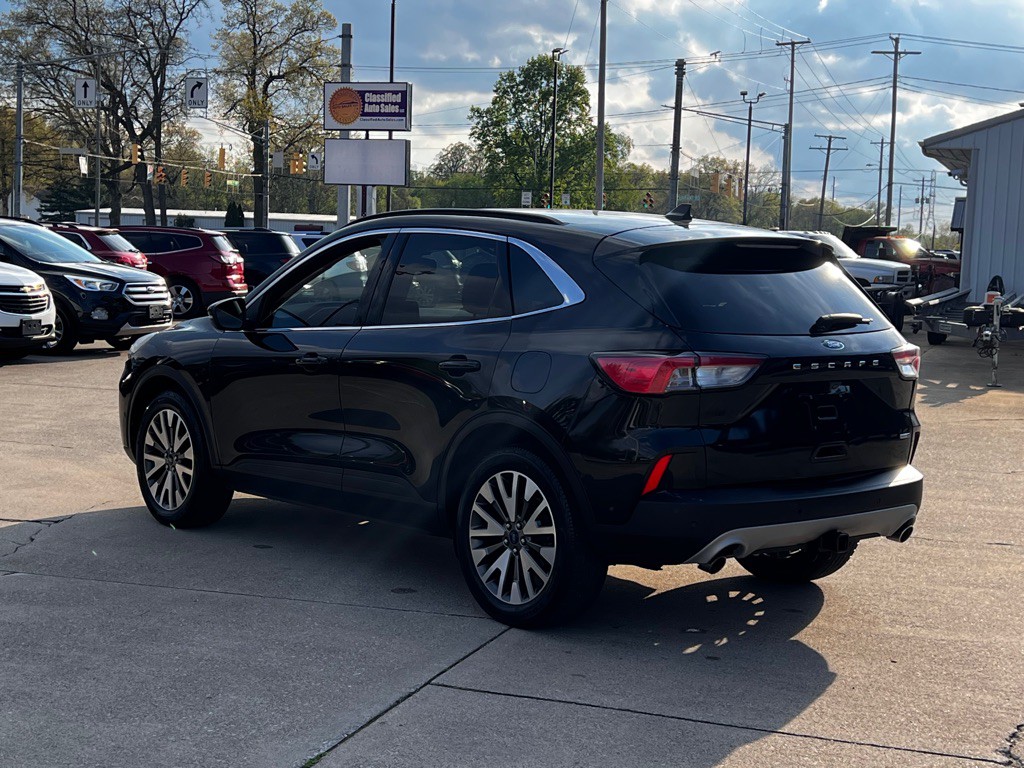 2020 Ford Escape Image 8