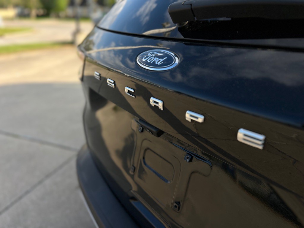 2020 Ford Escape Image 18