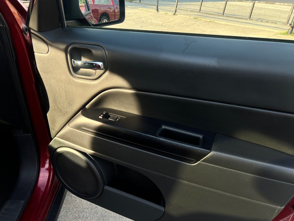 2016 Jeep Patriot Image 27
