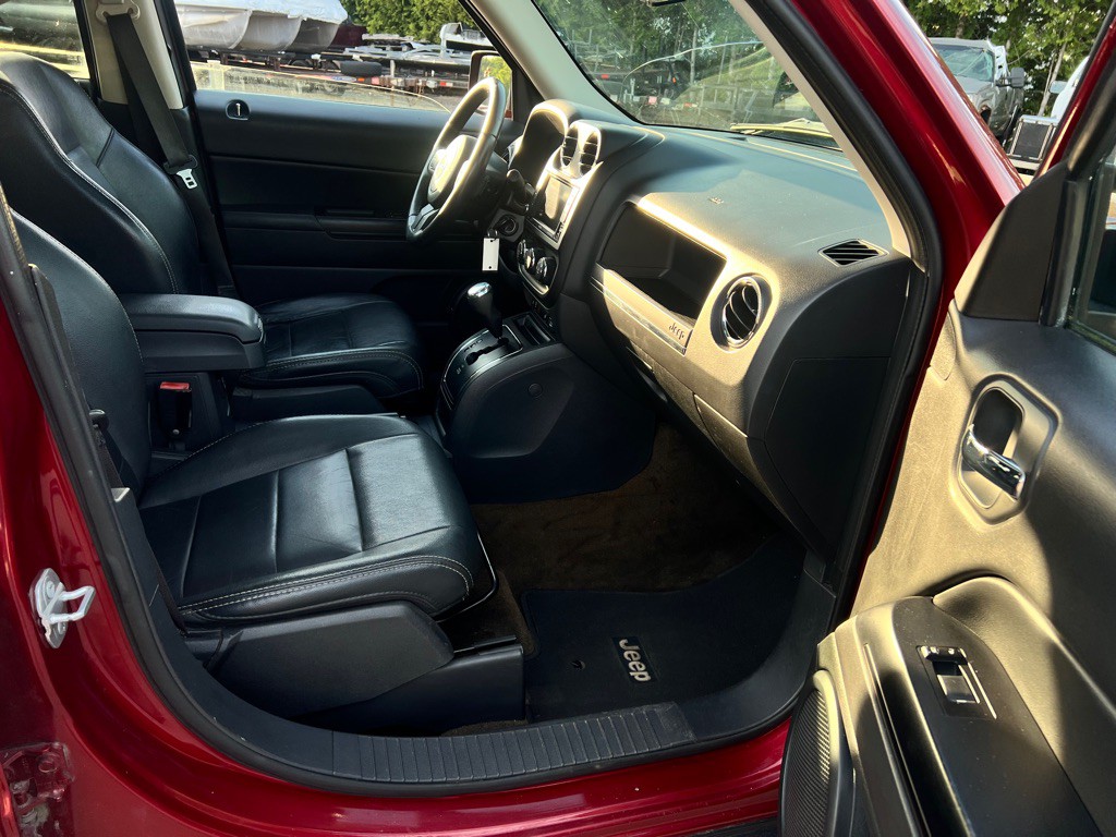 2016 Jeep Patriot Image 28