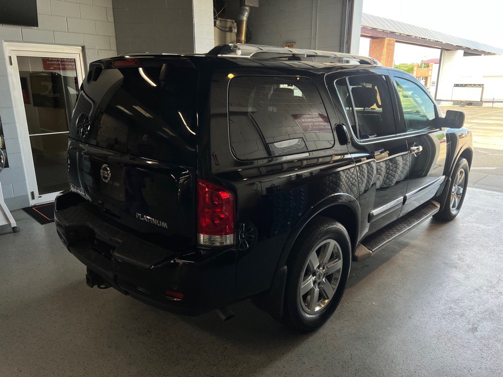2012 Nissan Armada Image 17