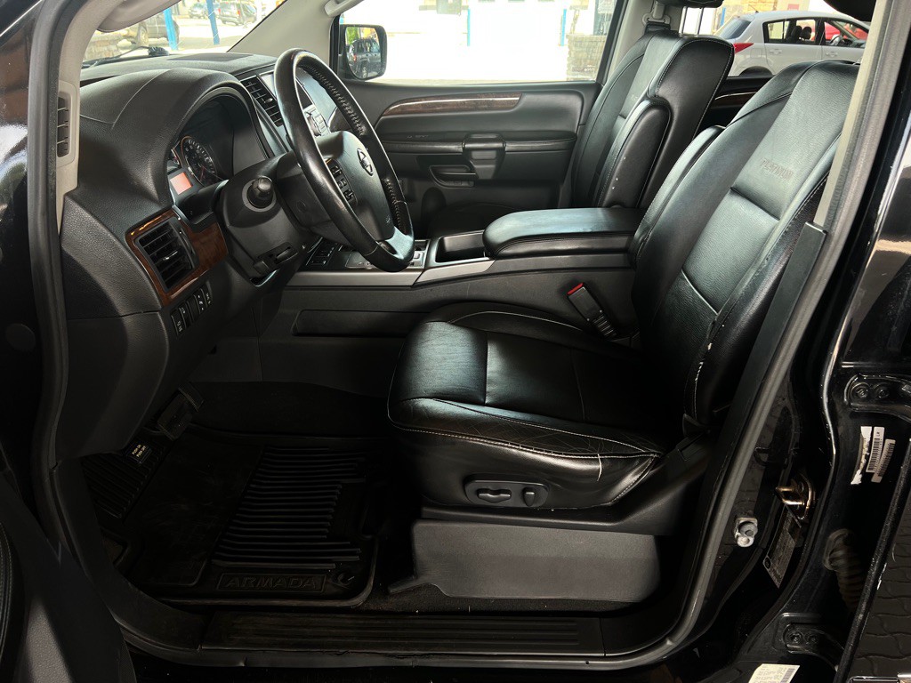 2012 Nissan Armada Image 20