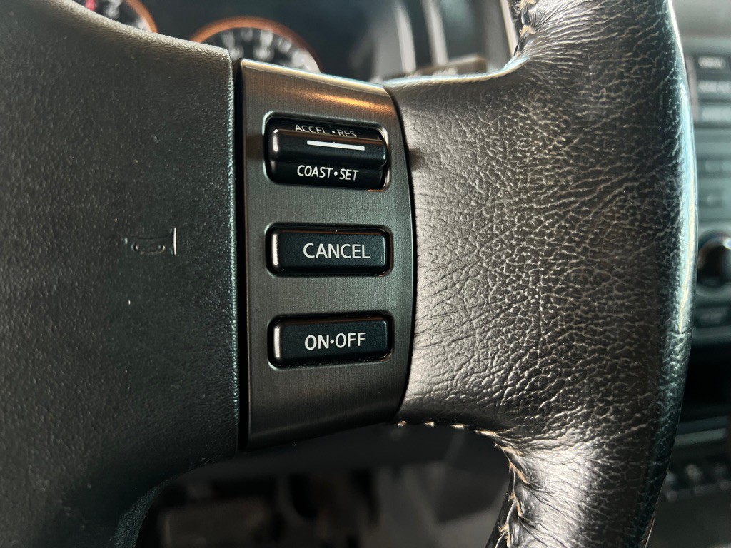 2012 Nissan Armada Image 23