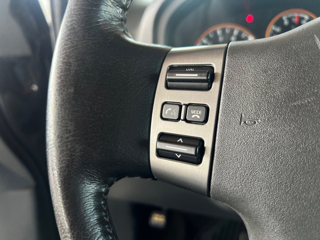 2012 Nissan Armada Image 24