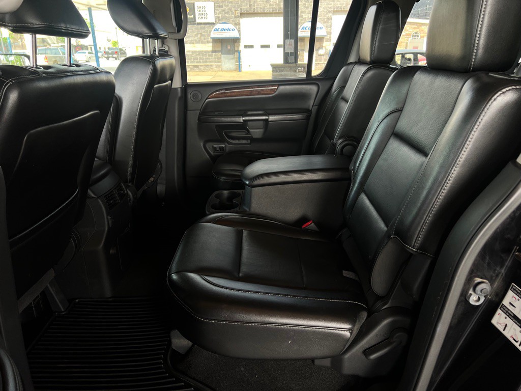 2012 Nissan Armada Image 29