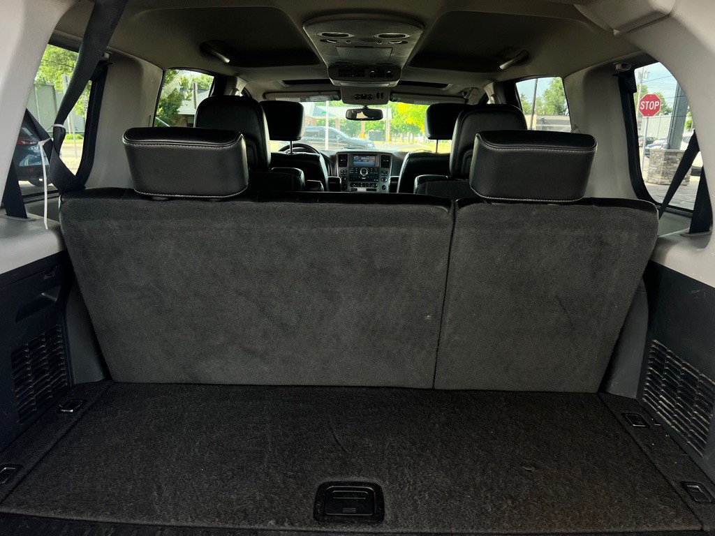 2012 Nissan Armada Image 32