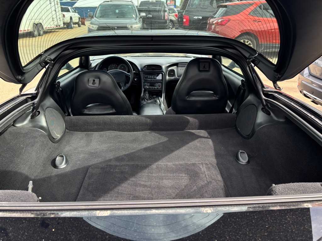 2002 Chevrolet Corvette Image 7