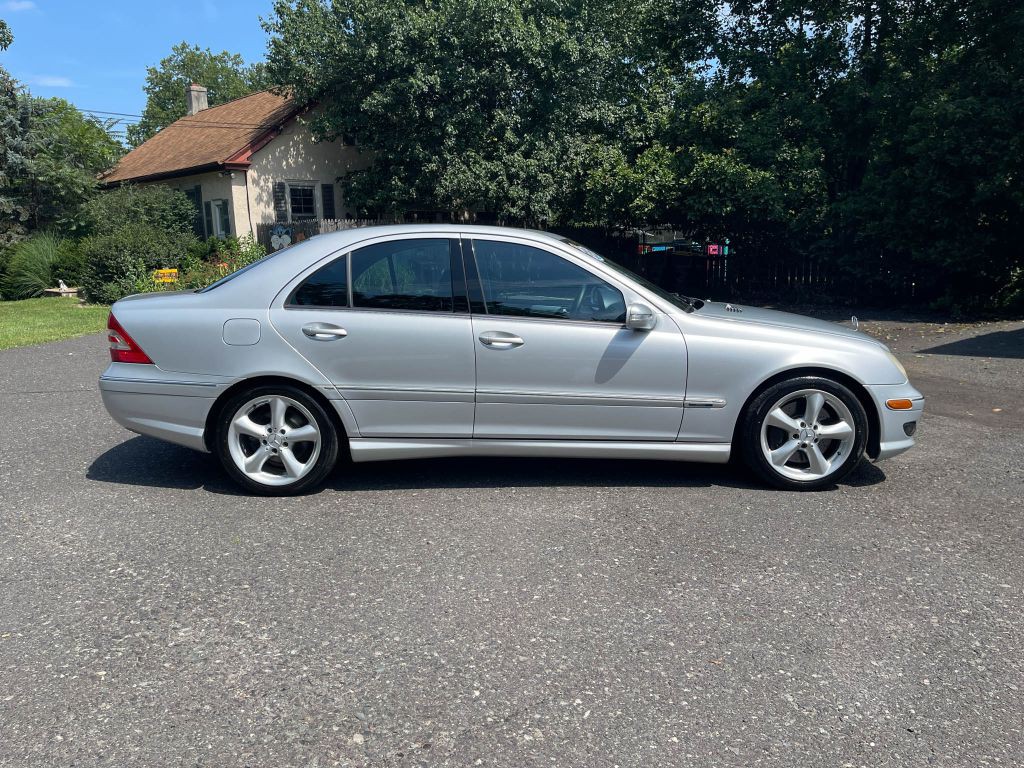 2006 Mercedes-Benz C-Class Image 7