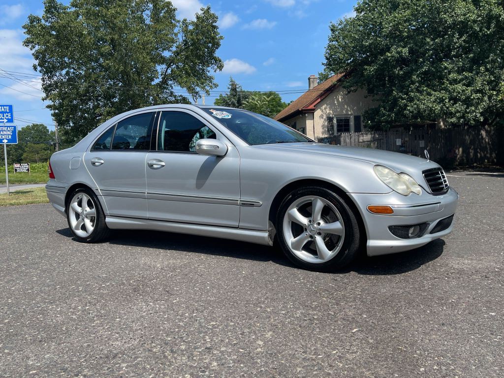2006 Mercedes-Benz C-Class Image 8