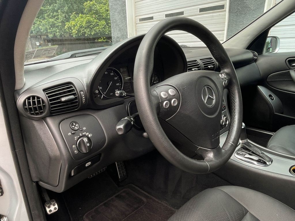 2006 Mercedes-Benz C-Class Image 19