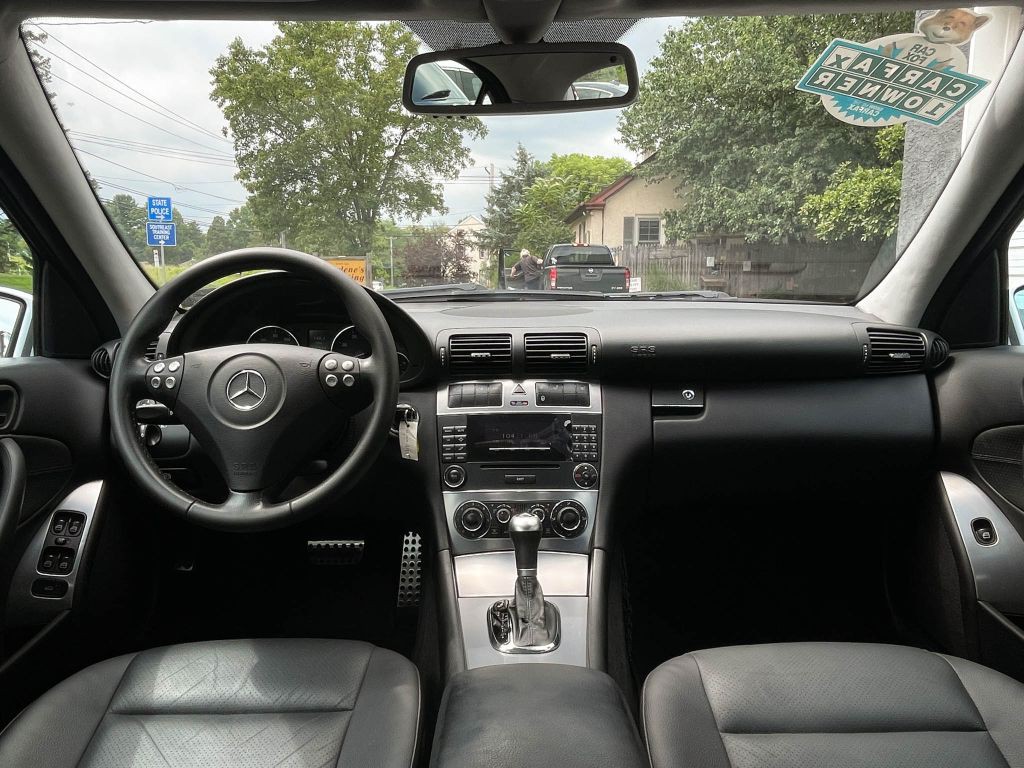 2006 Mercedes-Benz C-Class Image 22