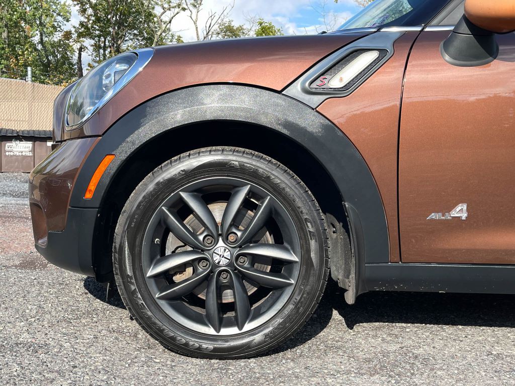 2014 MINI Countryman Image 8