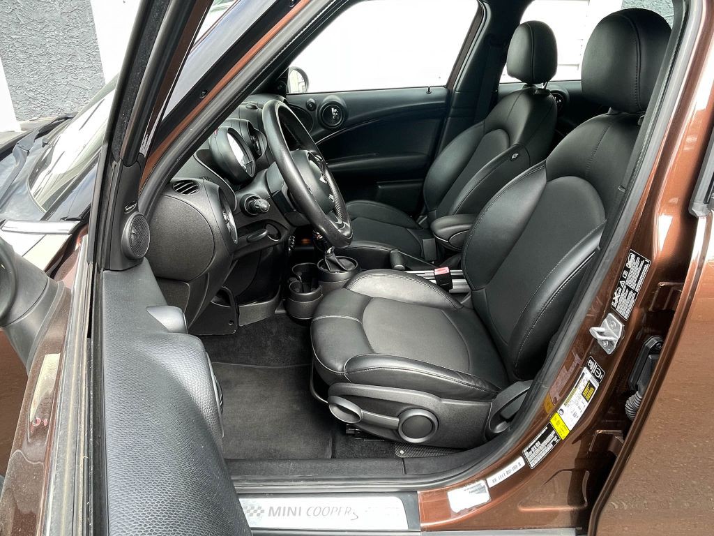 2014 MINI Countryman Image 15