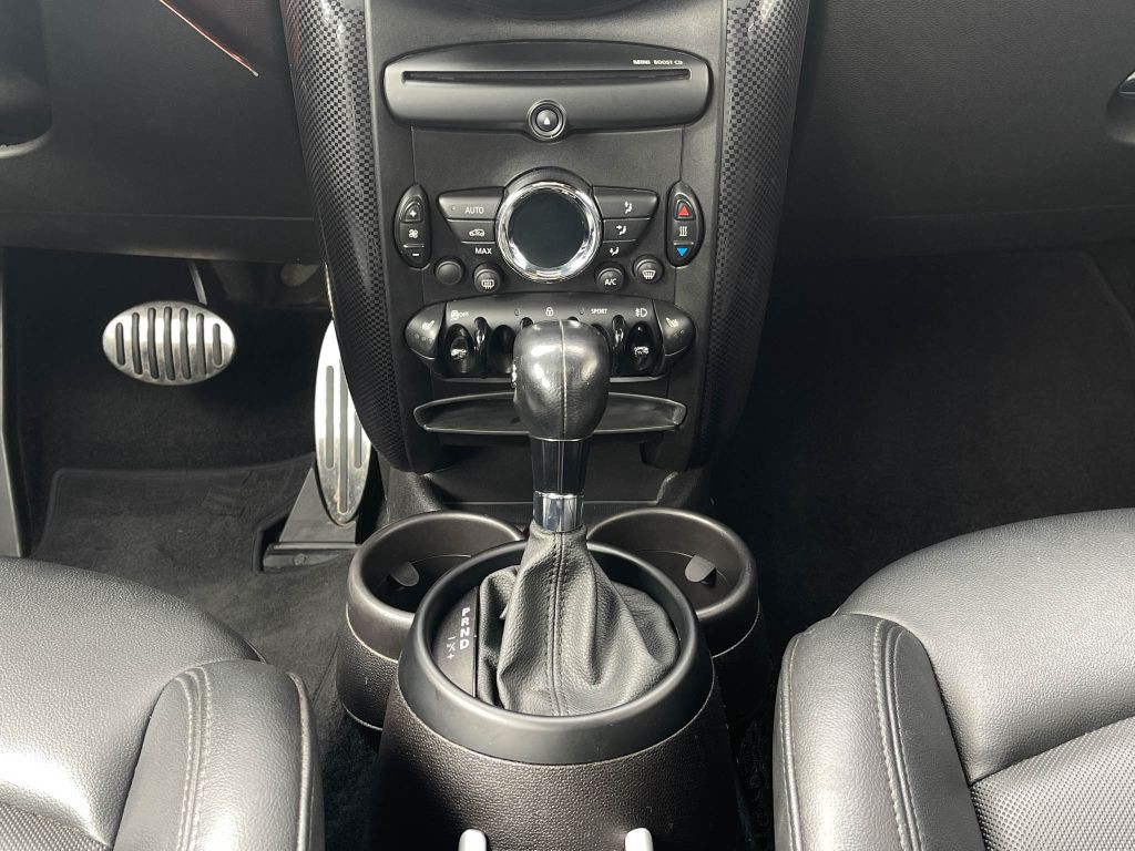 2014 MINI Countryman Image 23