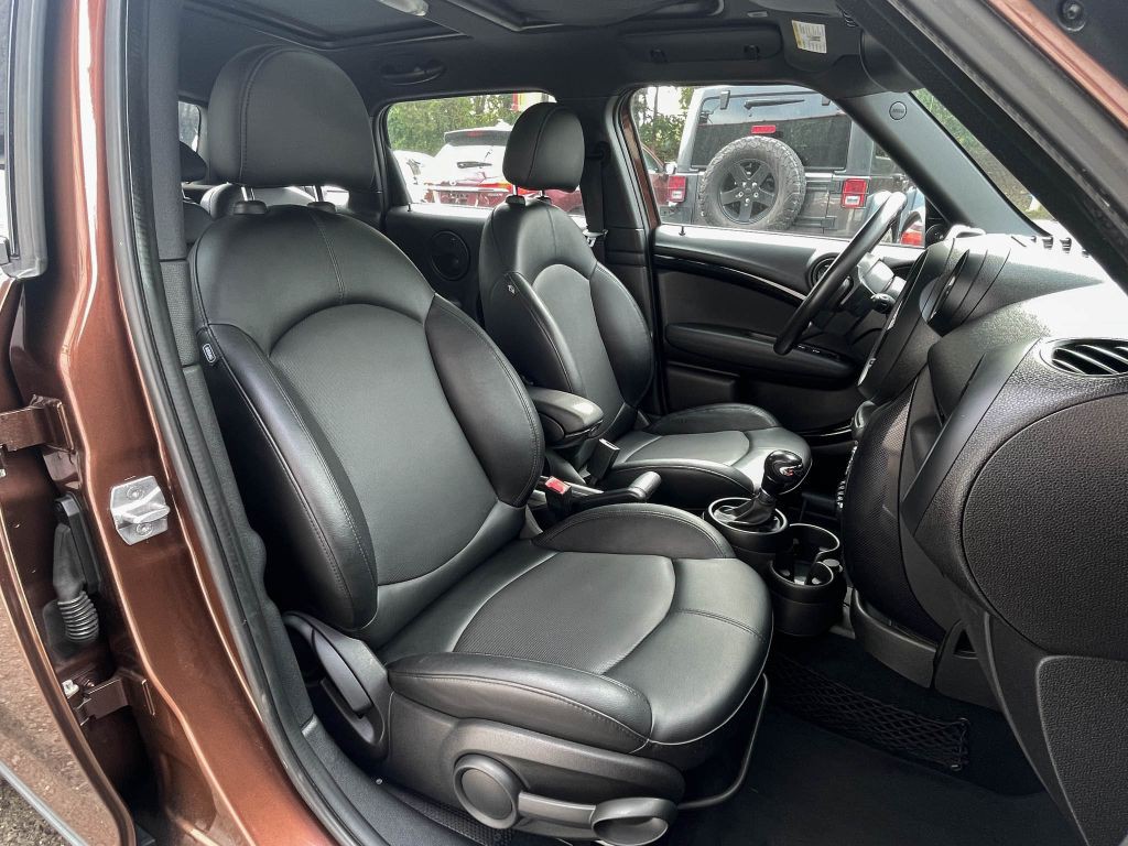 2014 MINI Countryman Image 29