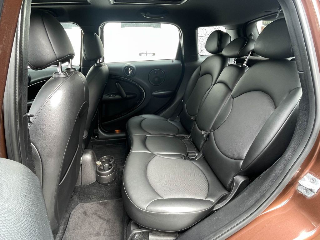 2014 MINI Countryman Image 34