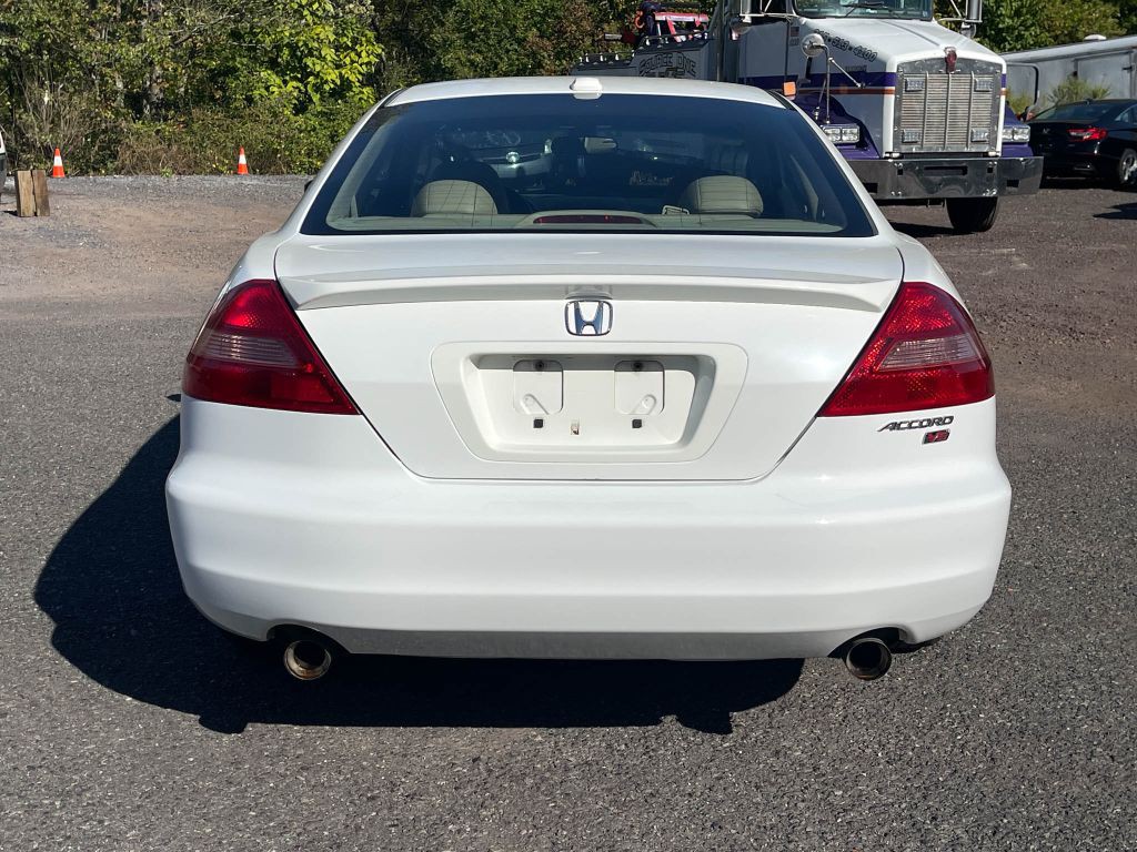 2005 Honda Accord Image 4