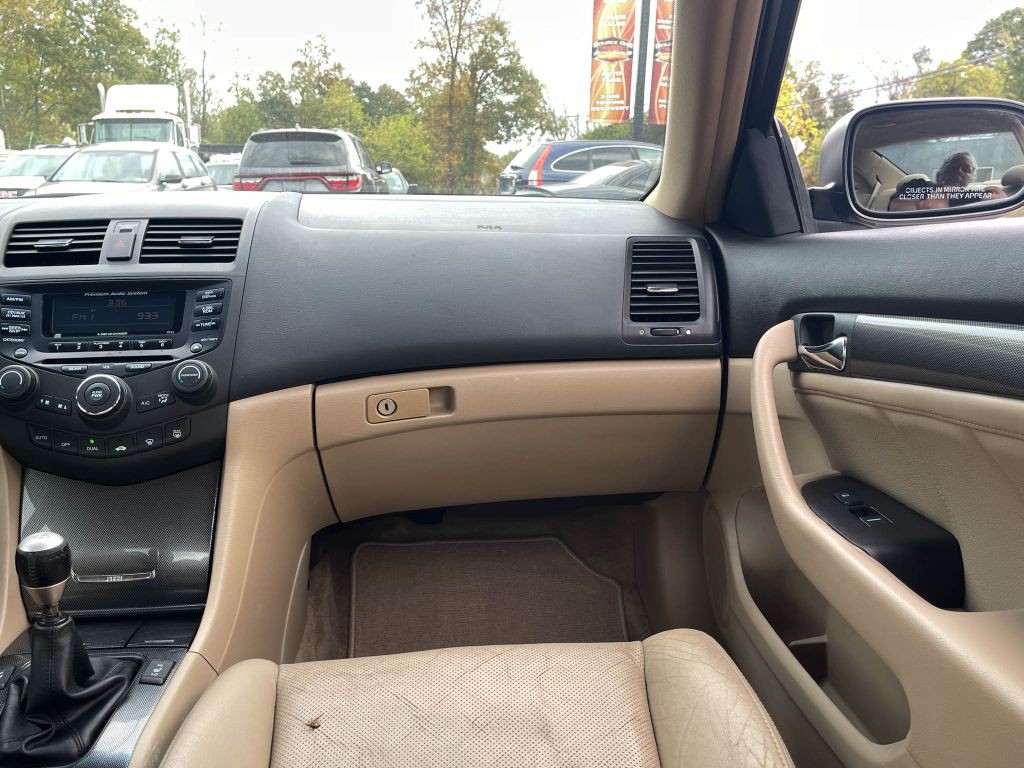2005 Honda Accord Image 26