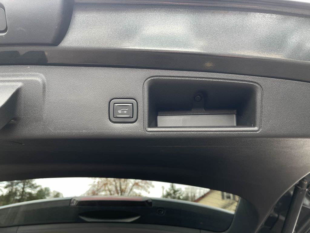 2020 GMC Terrain Image 7