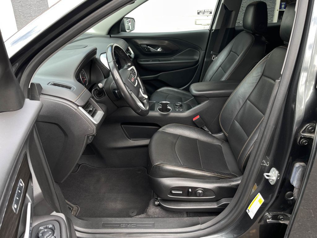 2020 GMC Terrain Image 17