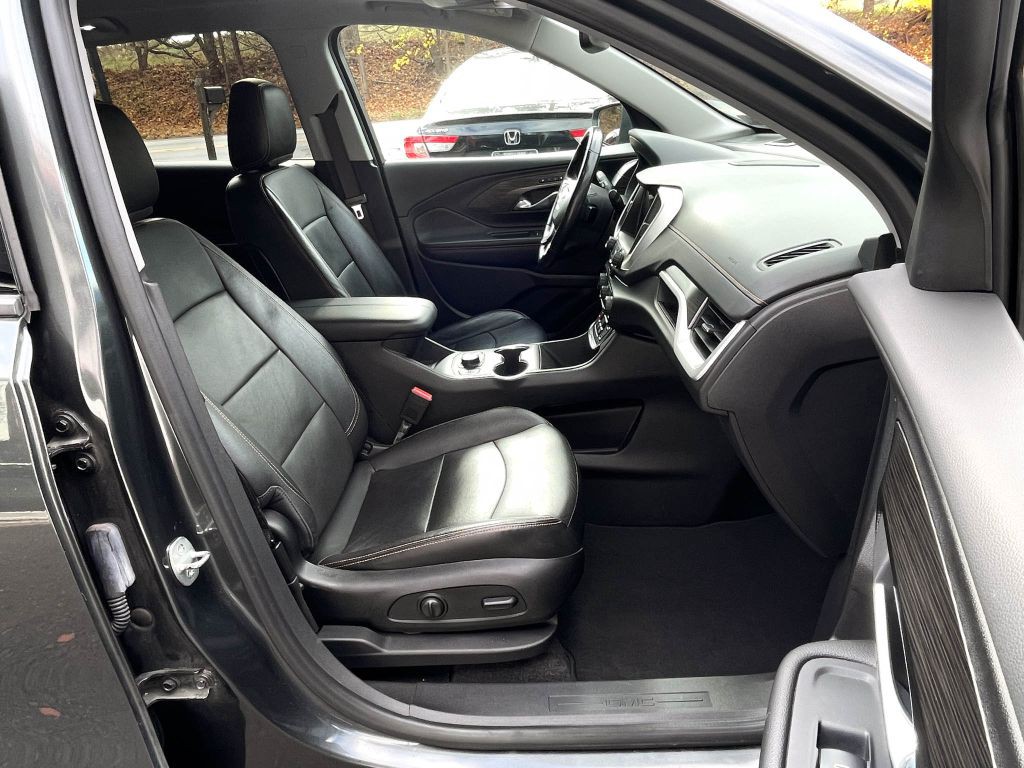 2020 GMC Terrain Image 33