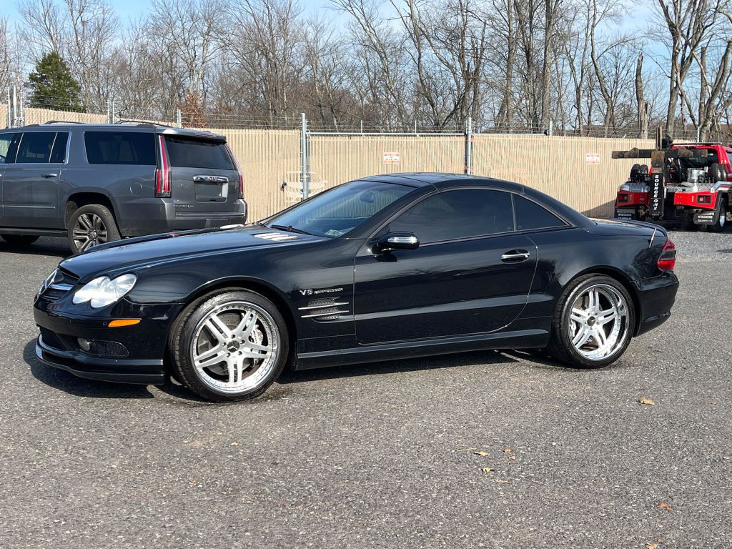 2004 Mercedes-Benz SL-Class Image 2