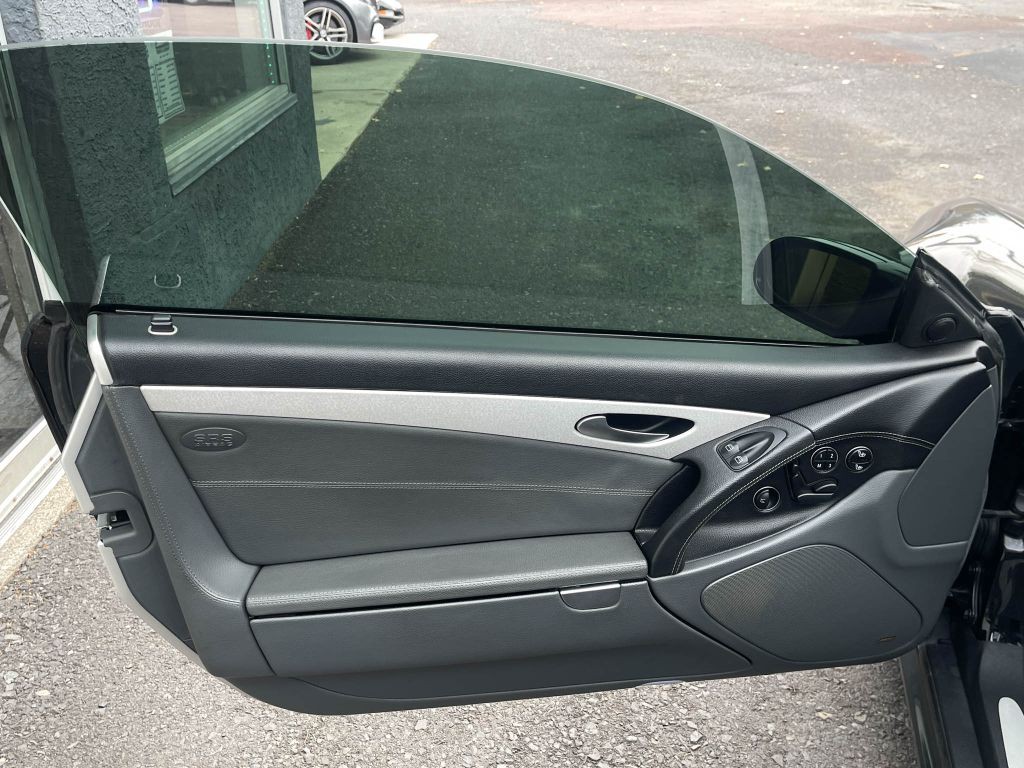 2004 Mercedes-Benz SL-Class Image 20