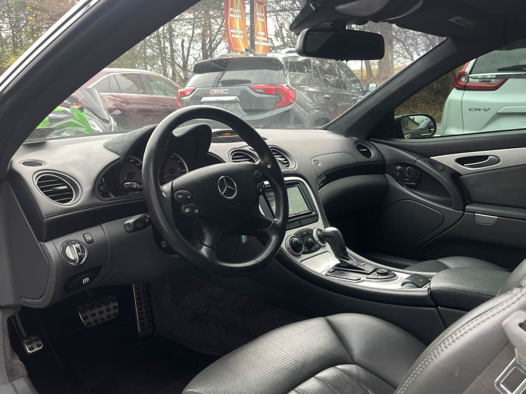 2004 Mercedes-Benz SL-Class Image 24