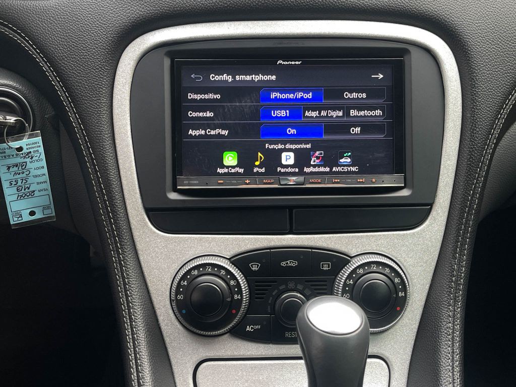 2004 Mercedes-Benz SL-Class Image 32