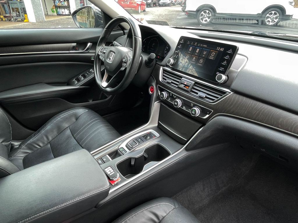 2018 Honda Accord Image 35