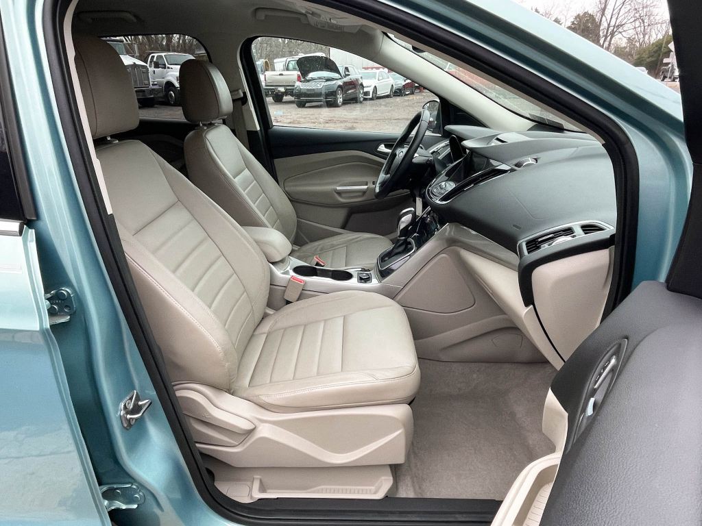 2013 Ford Escape Image 33