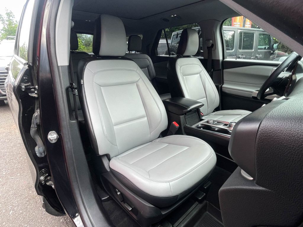 2021 Ford Explorer Image 28