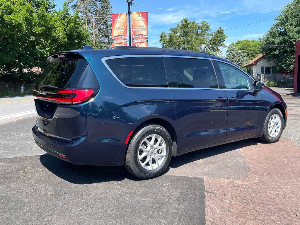 2022 Chrysler Pacifica Image 6