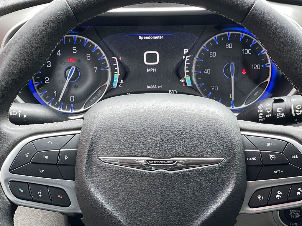 2022 Chrysler Pacifica Image 22