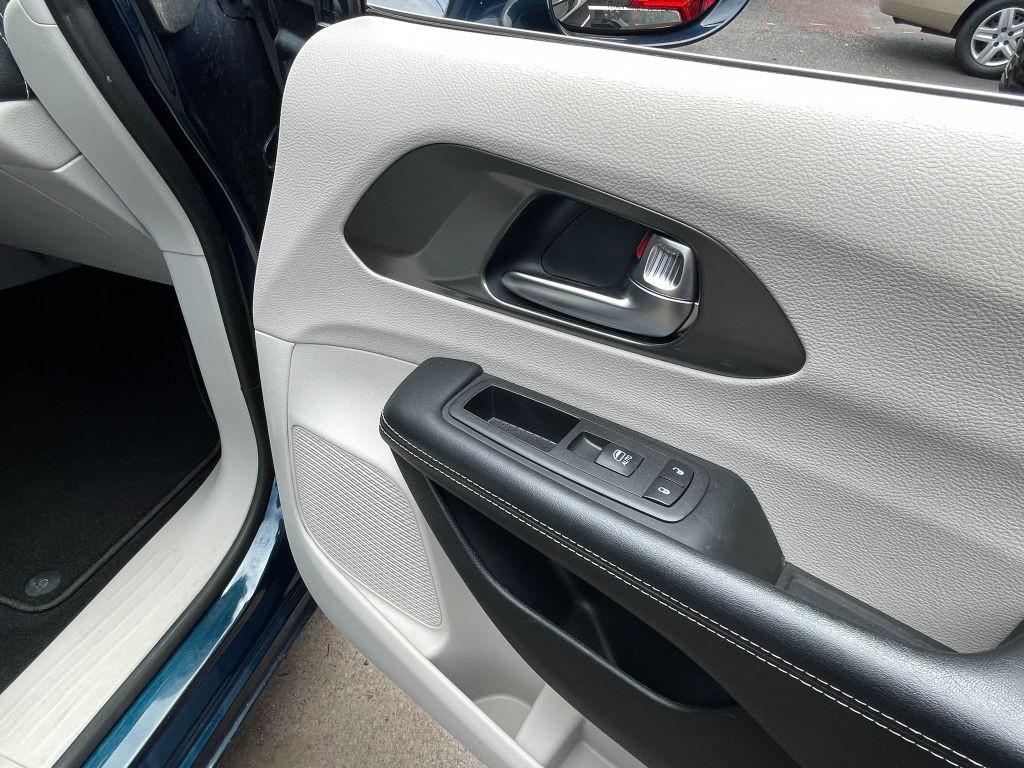 2022 Chrysler Pacifica Image 33