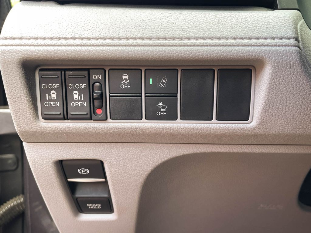 2018 Honda Odyssey Image 21