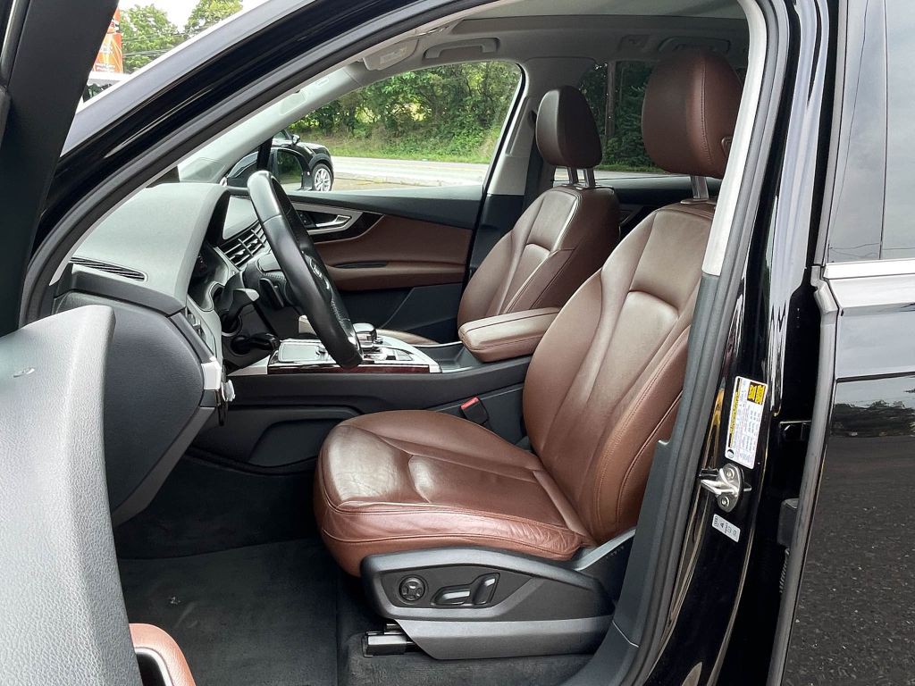 2019 Audi Q7 Image 17