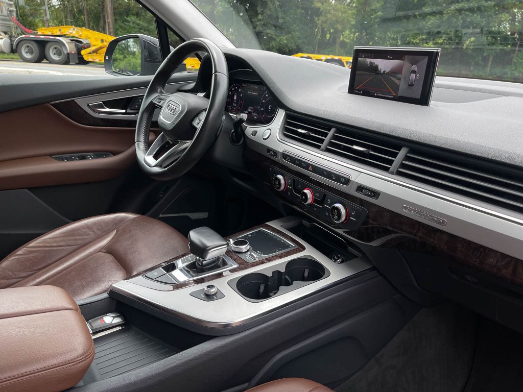 2019 Audi Q7 Image 30