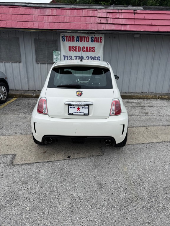 2013 FIAT 500 Image 4