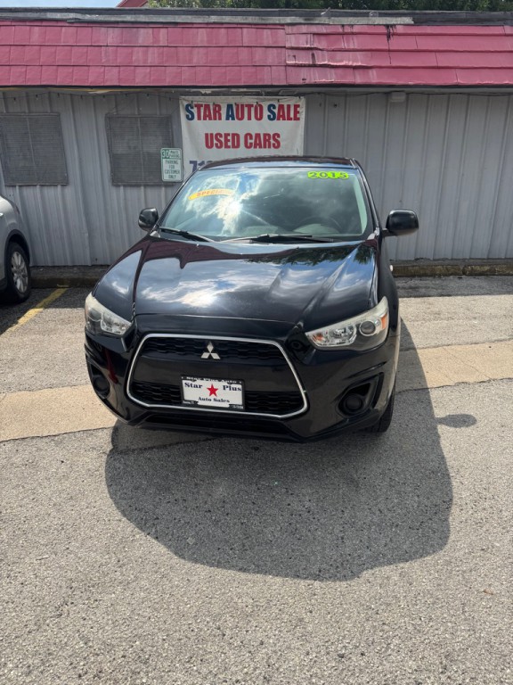 2015 Mitsubishi Outlander Image 2