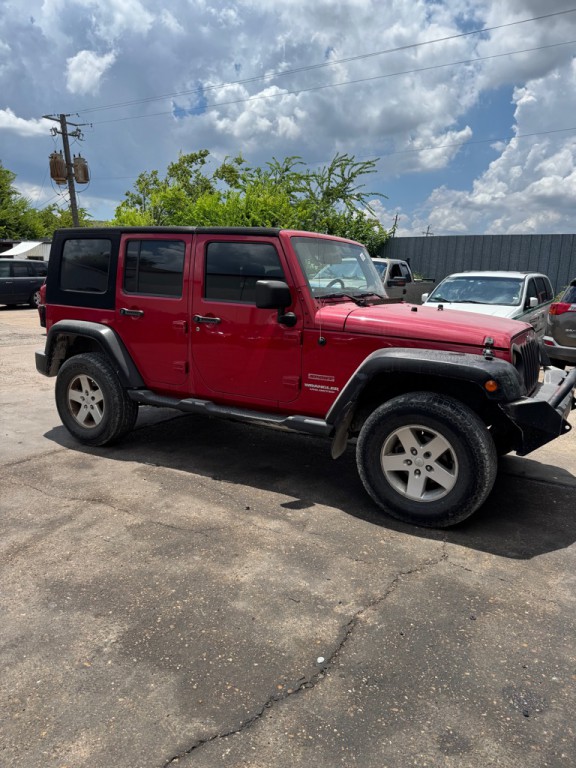 2010 Jeep Wrangler Unlimited Image 3