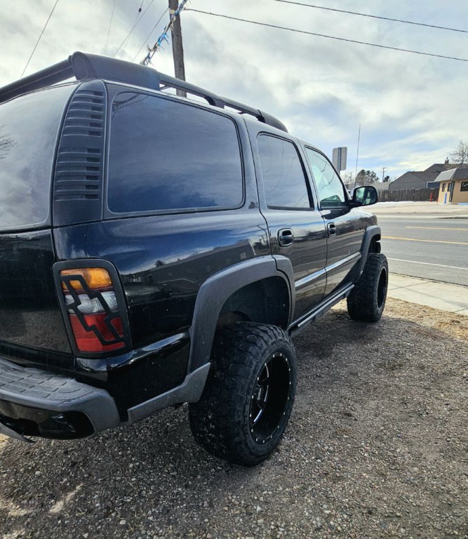 2003 Chevrolet Tahoe Image 4