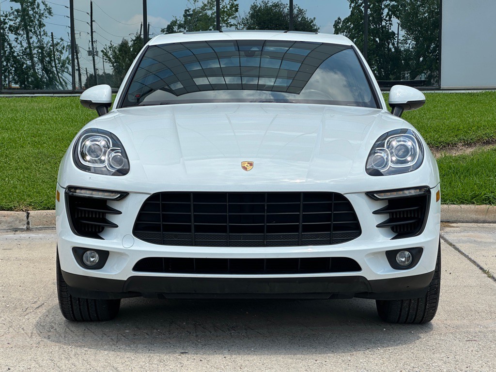 2017 Porsche Macan Image 7