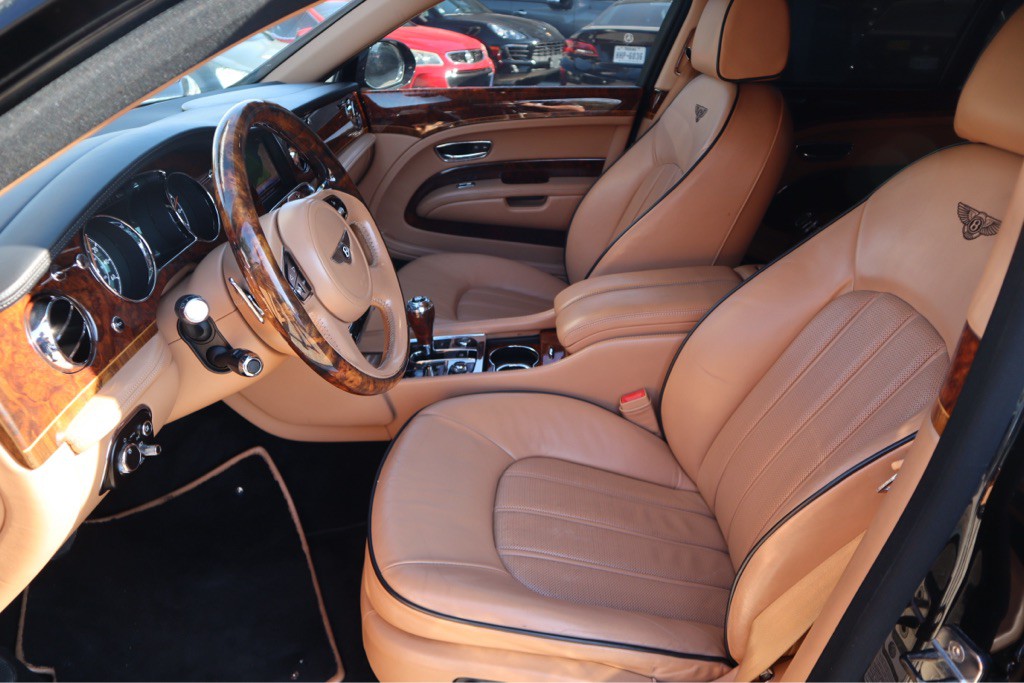 2012 Bentley Mulsanne Image 24